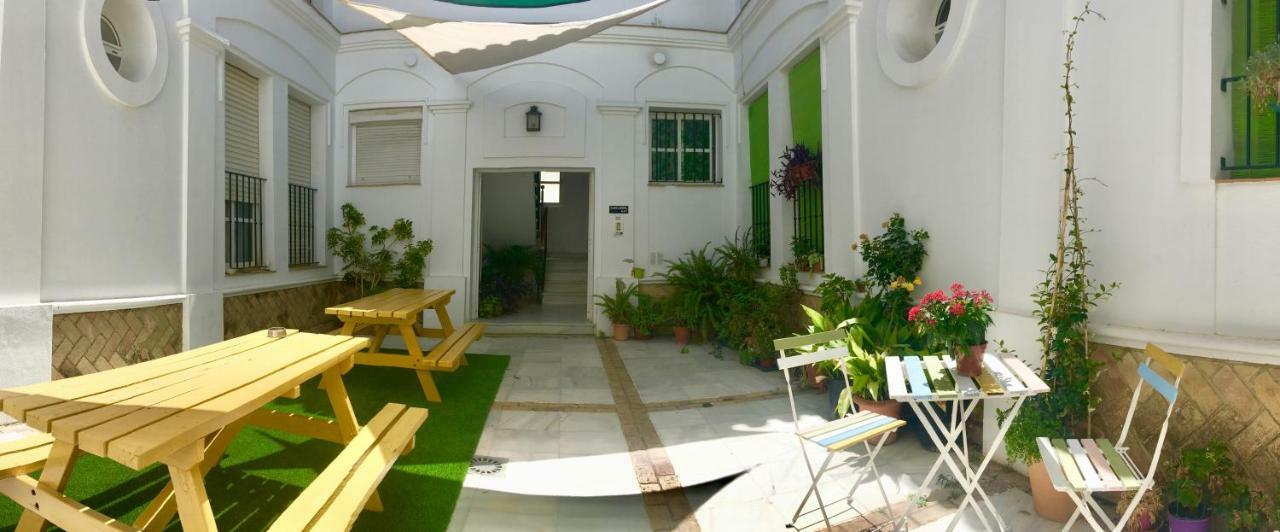 إل بويرتو دي سانتا ماريا Baobab Hostal المظهر الخارجي الصورة